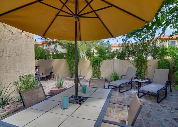 Holiday home North Gem W/ Courtyard & Pool Access