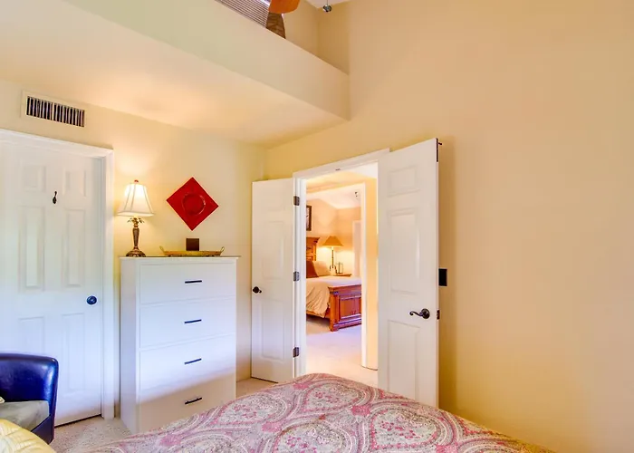 North Gem W/ Courtyard & Pool Access Phoenix