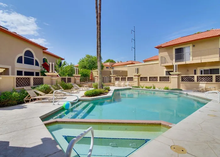 Holiday home North Gem W/ Courtyard & Pool Access *